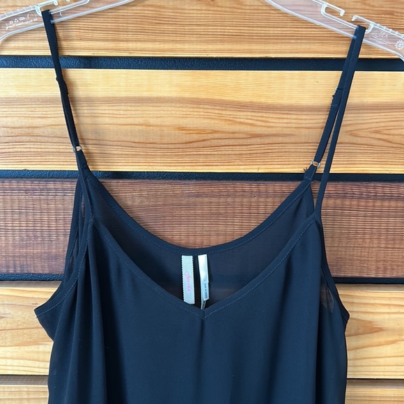 Nordstrom White and Black Slips. - Picture 7 of 9